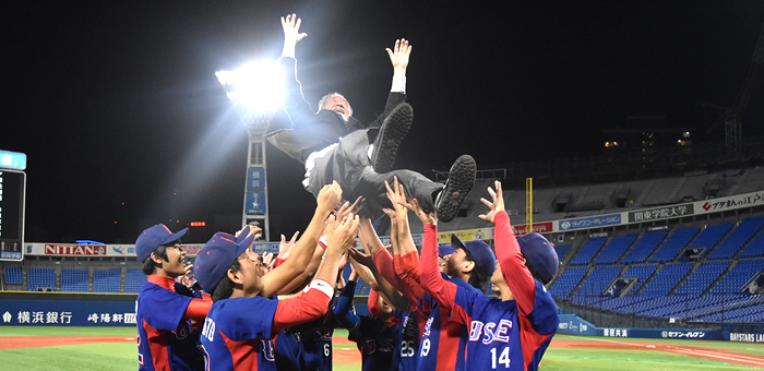 「第28回IPI軟式野球リーグ」で
ユー・エス・イー野球部が優勝しました！